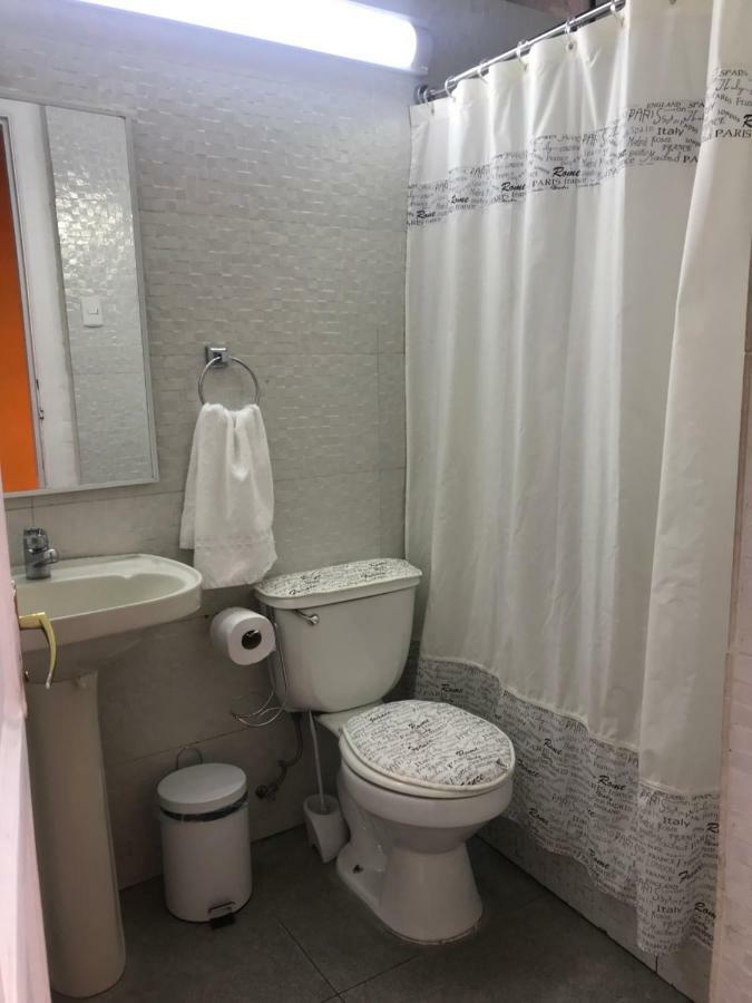 Wild Santiago Hostel מראה חיצוני תמונה